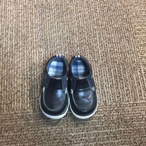 Dress shoe